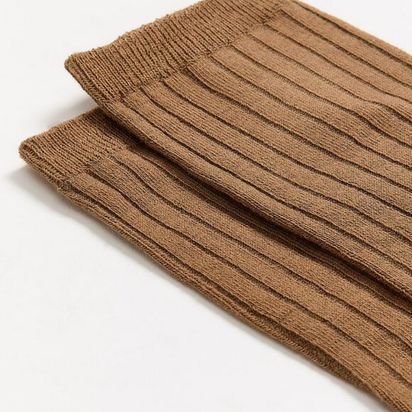 Ribbed Crew Socks - Picture 4 of 7